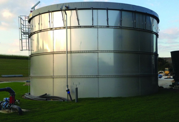 Industrial Water tank Cleaning